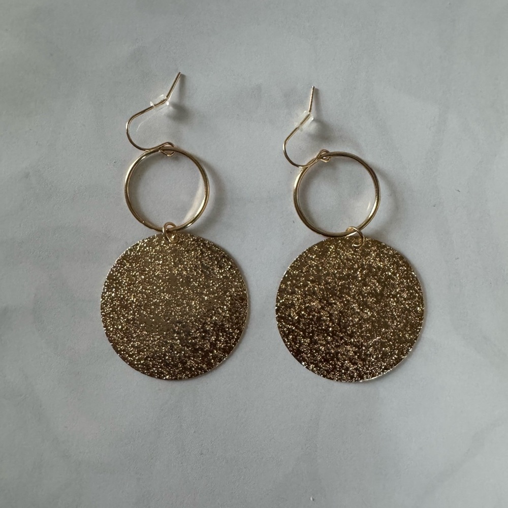 Elegant Gold Dangle Earrings